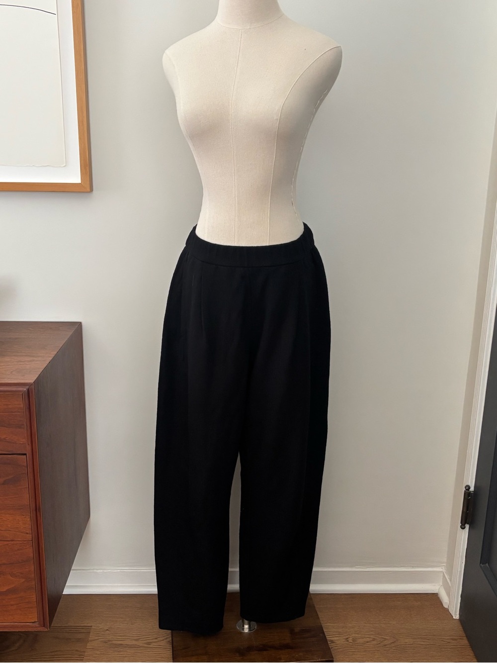 Eileen Fisher Black Wool Barrel Leg Pants w/Elastic Waist Size XS